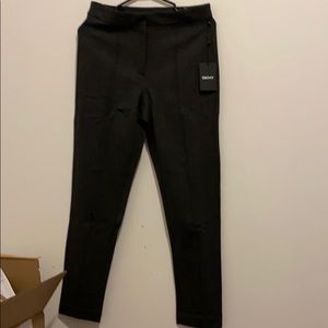 Brand new DKNY skinny pants